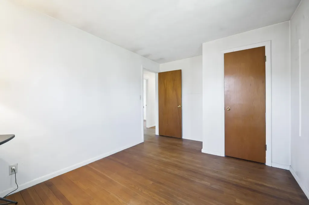 6 Nancy Drive Brunswick ME 04011