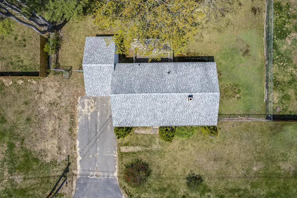 6 Nancy Drive Brunswick ME 04011