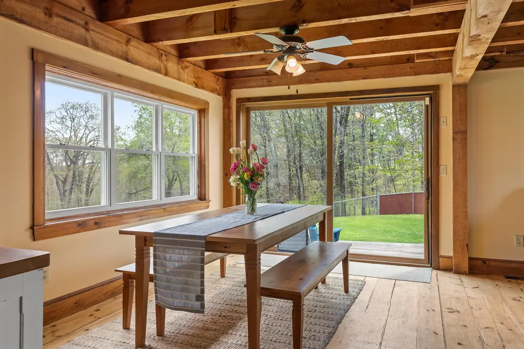 558 Bay Road Bowdoinham ME 04008
