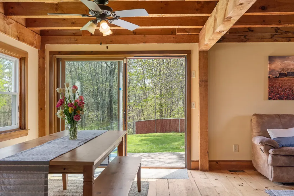 558 Bay Road Bowdoinham ME 04008