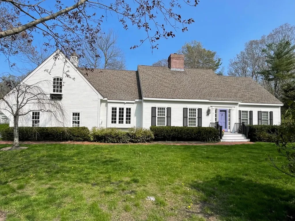 3 Commons Lane Kennebunk ME 04043