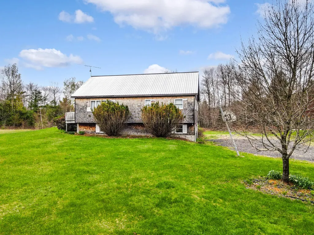 2330 Belgrade Road Sidney ME 04330