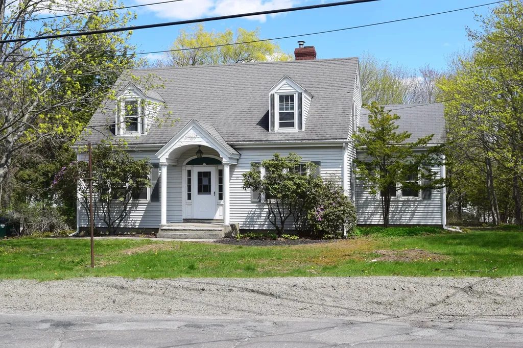77 State Street Ellsworth ME 04605