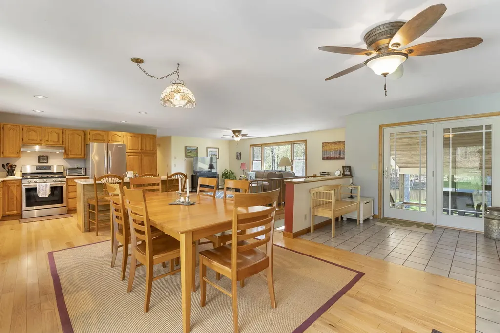 187 S Beech Hill Road Pittston ME 04345