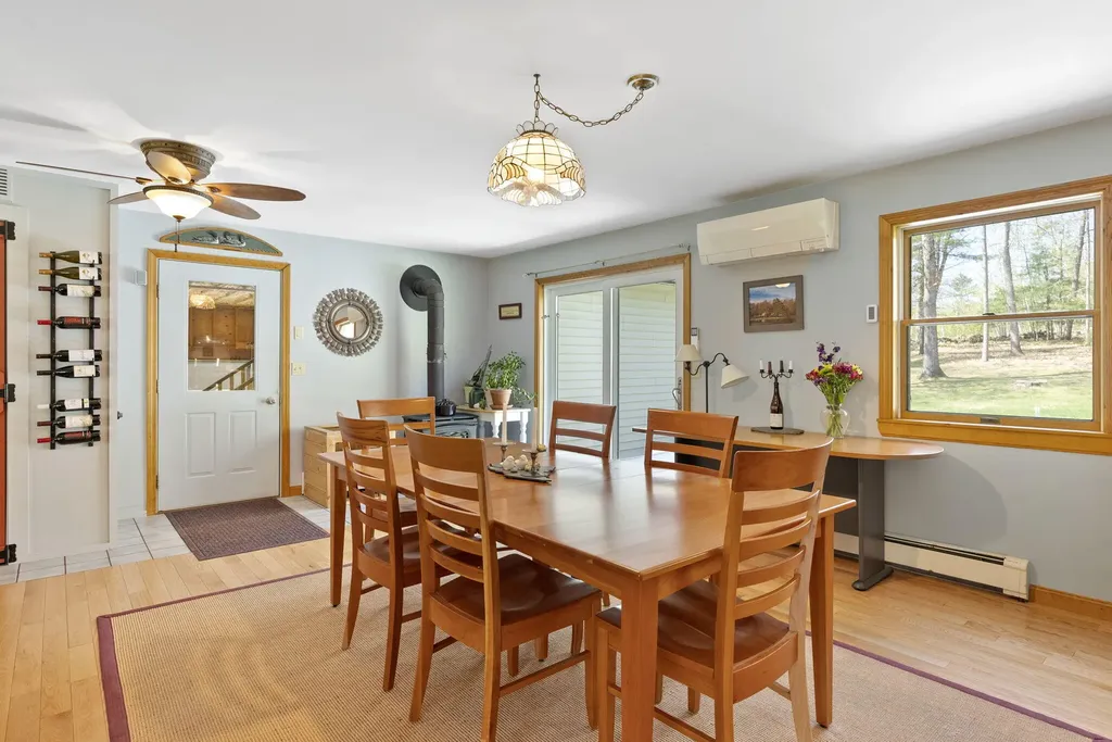 187 S Beech Hill Road Pittston ME 04345
