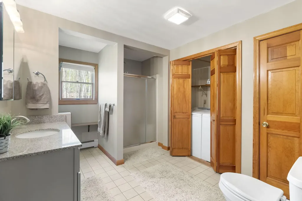 187 S Beech Hill Road Pittston ME 04345