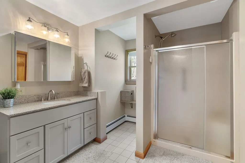 187 S Beech Hill Road Pittston ME 04345