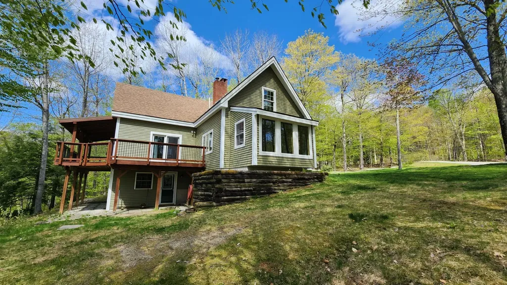 934 N River Road Greene ME 04236