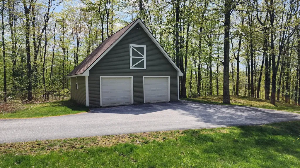 934 N River Road Greene ME 04236