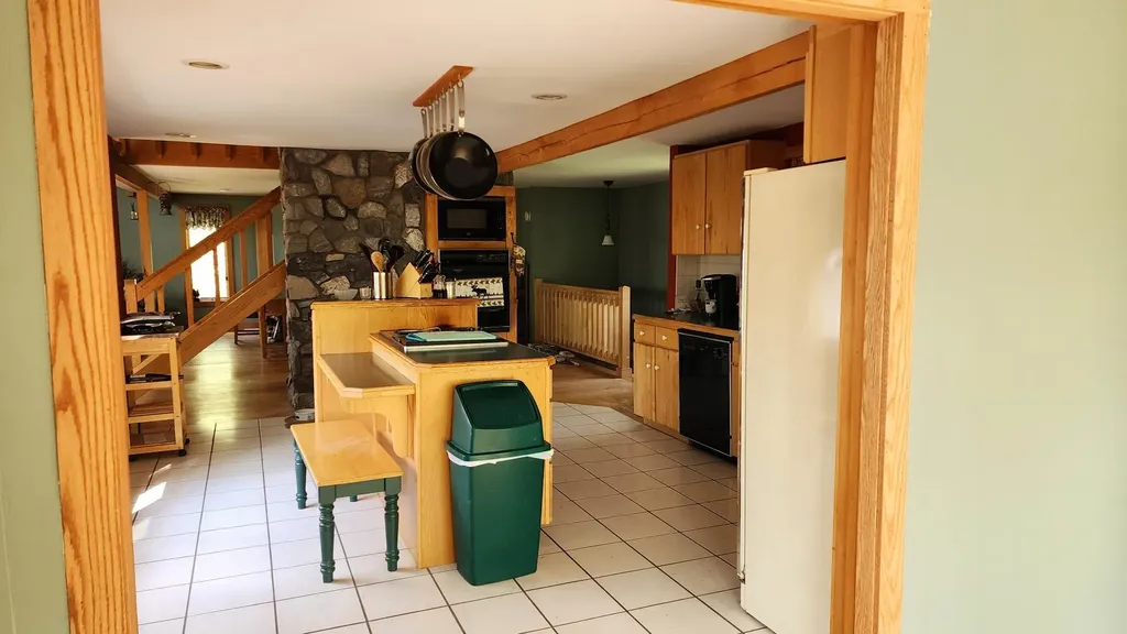 934 N River Road Greene ME 04236