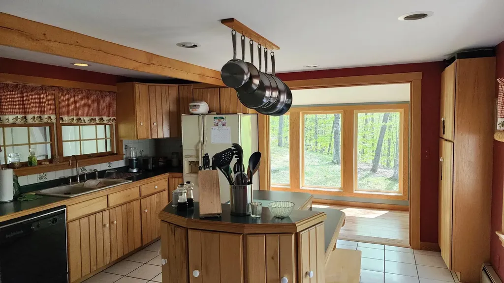 934 N River Road Greene ME 04236