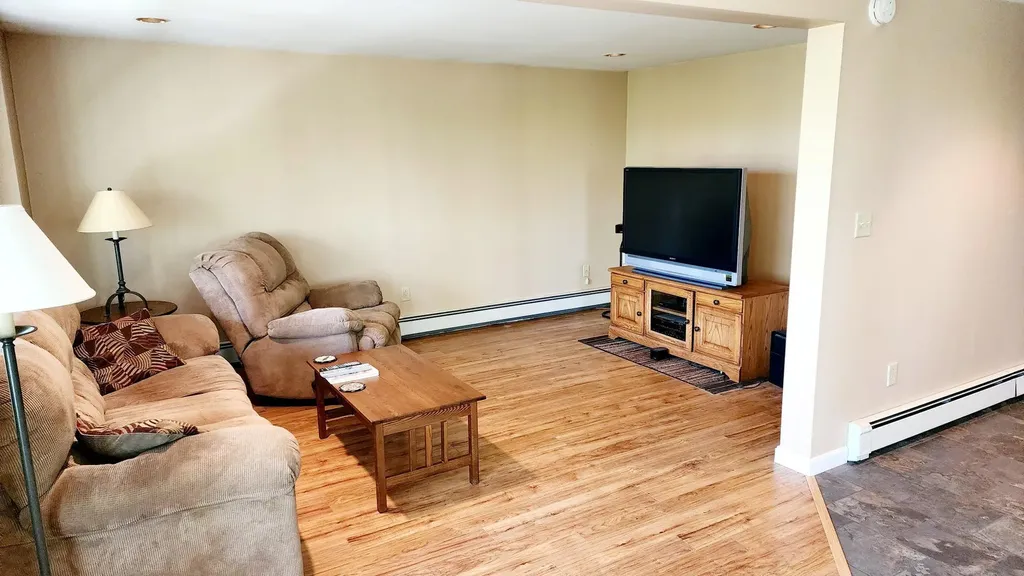 934 N River Road Greene ME 04236