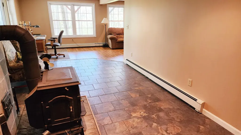 934 N River Road Greene ME 04236