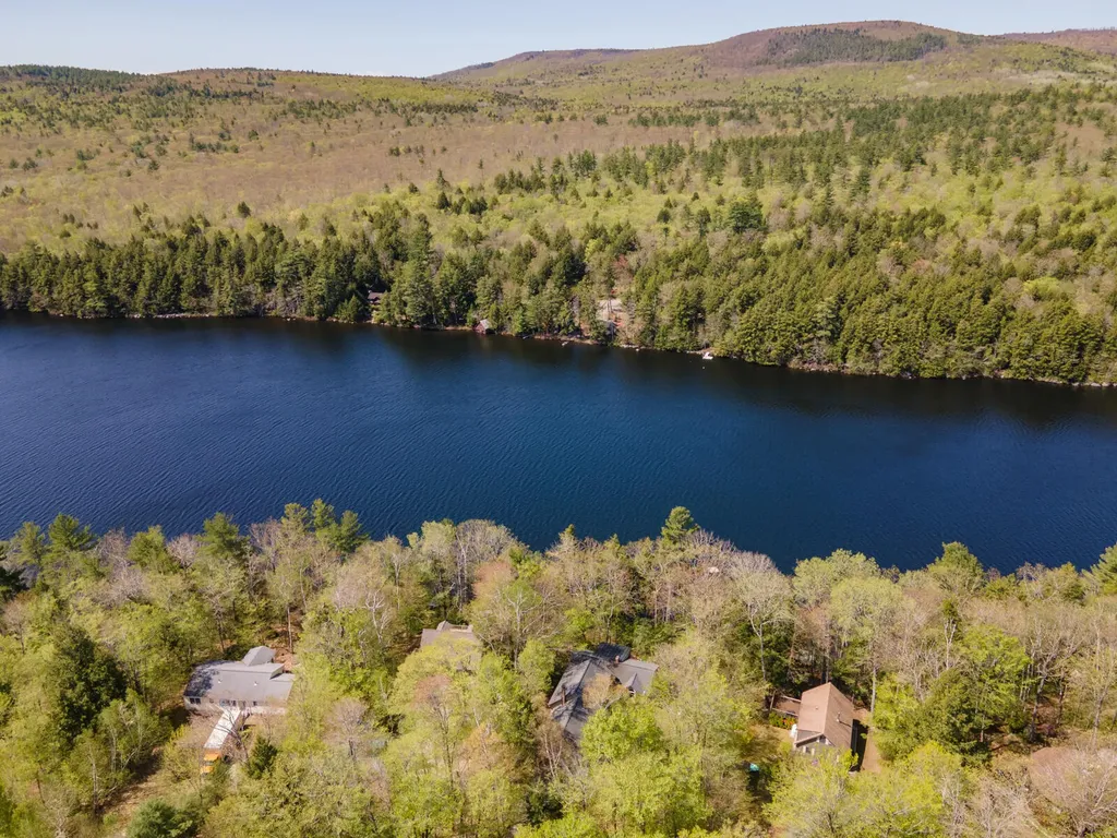 145 Peninsula Drive Rome ME 04963