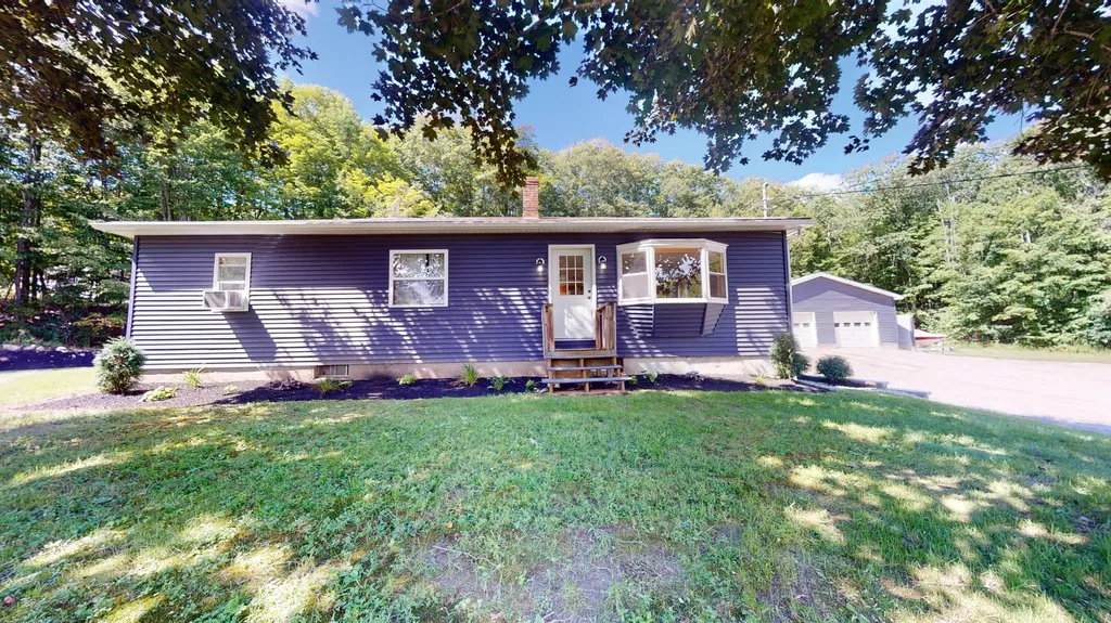 90 Bailey Road Minot ME 04258