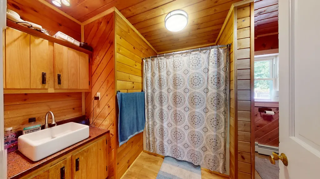 90 Bailey Road Minot ME 04258