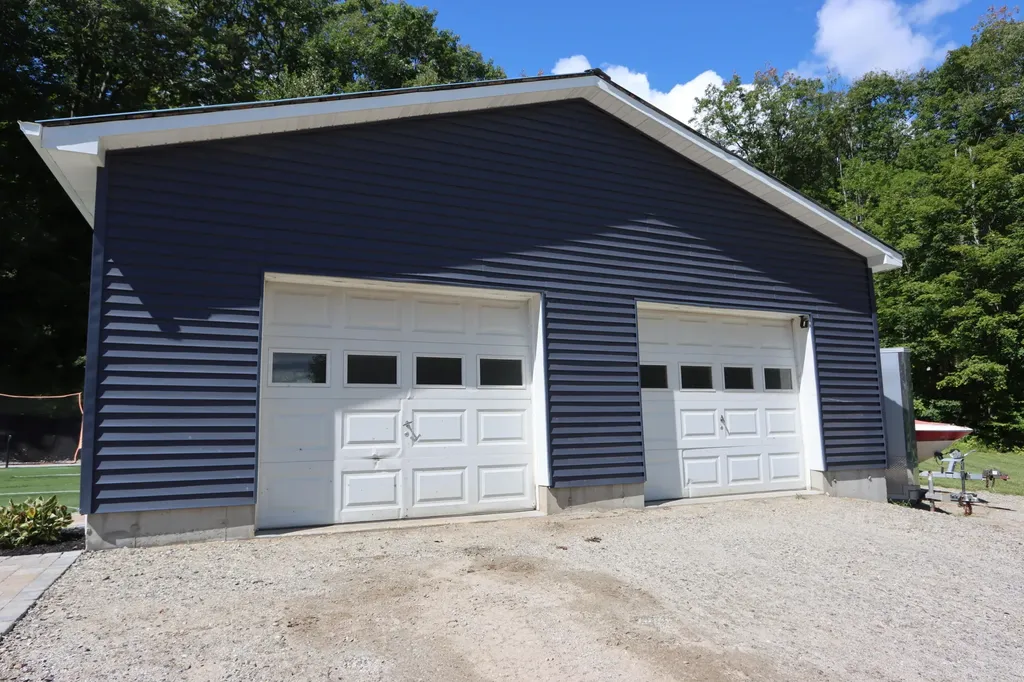 90 Bailey Road Minot ME 04258