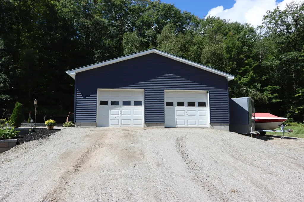 90 Bailey Road Minot ME 04258