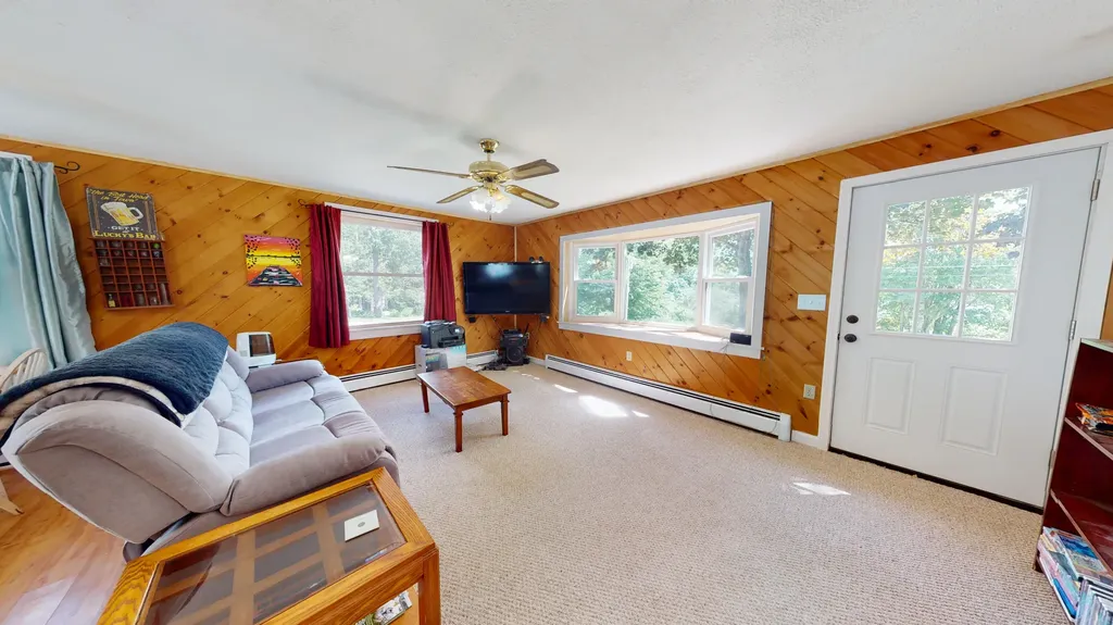 90 Bailey Road Minot ME 04258