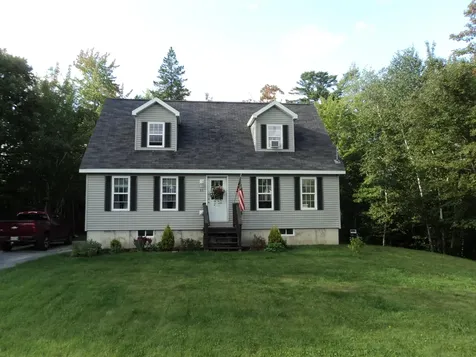 53 Cardinal Way Bangor ME 04401
