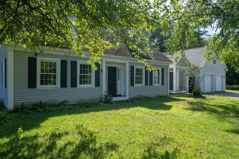 12 Lilac Garden Road Damariscotta ME 04543