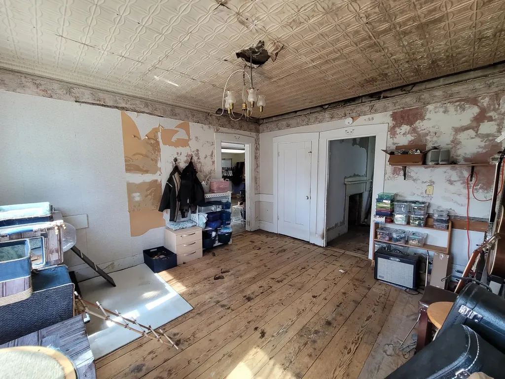 460 Billings Road Hermon ME 04401