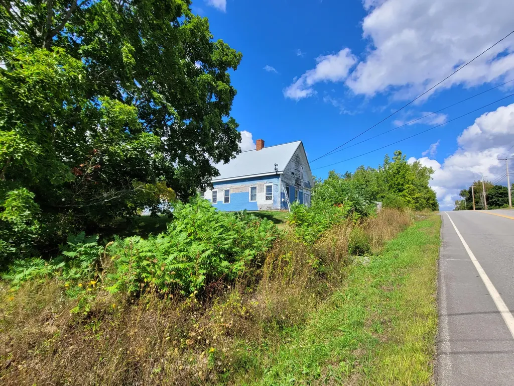 460 Billings Road Hermon ME 04401