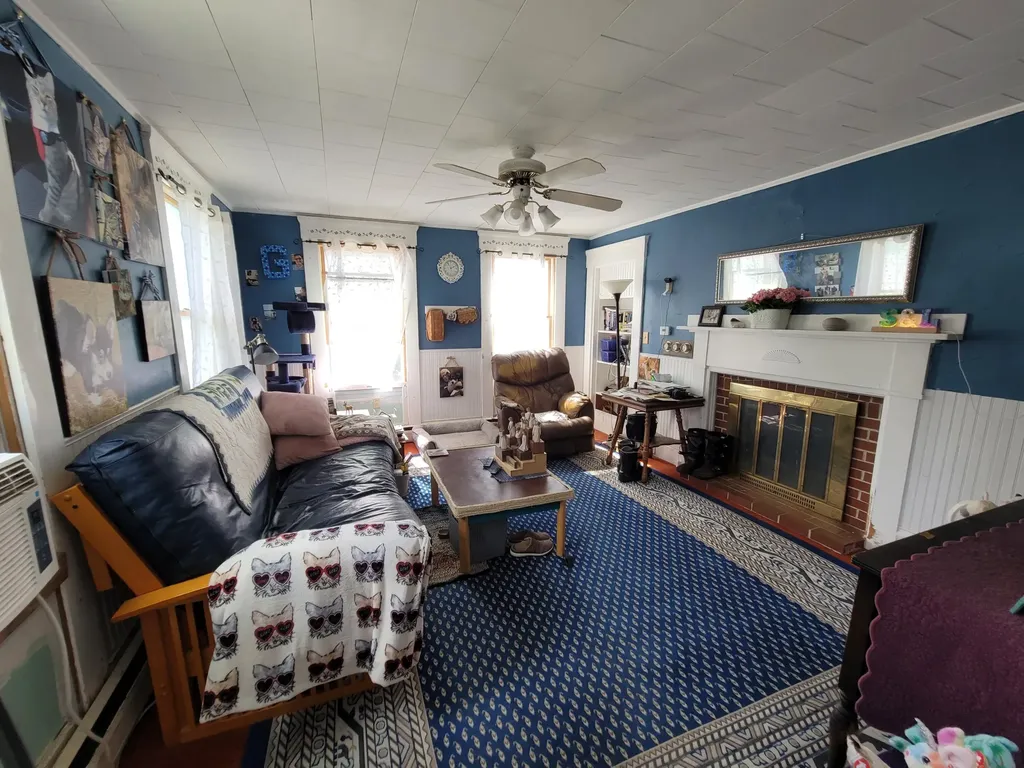 460 Billings Road Hermon ME 04401