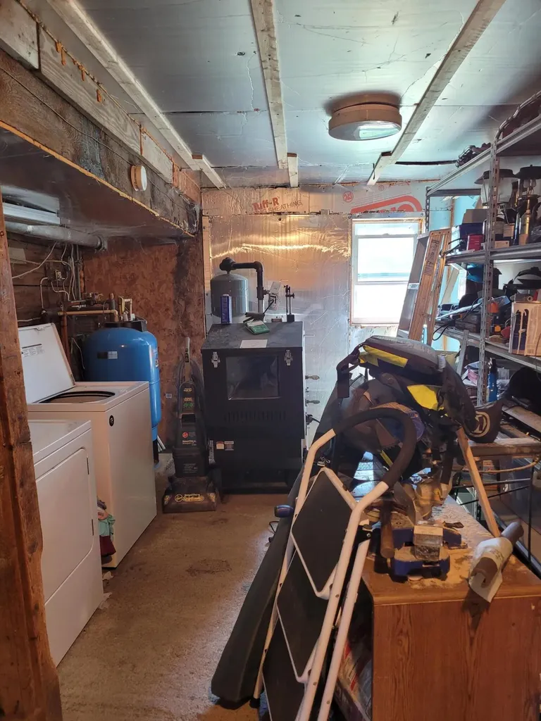 460 Billings Road Hermon ME 04401