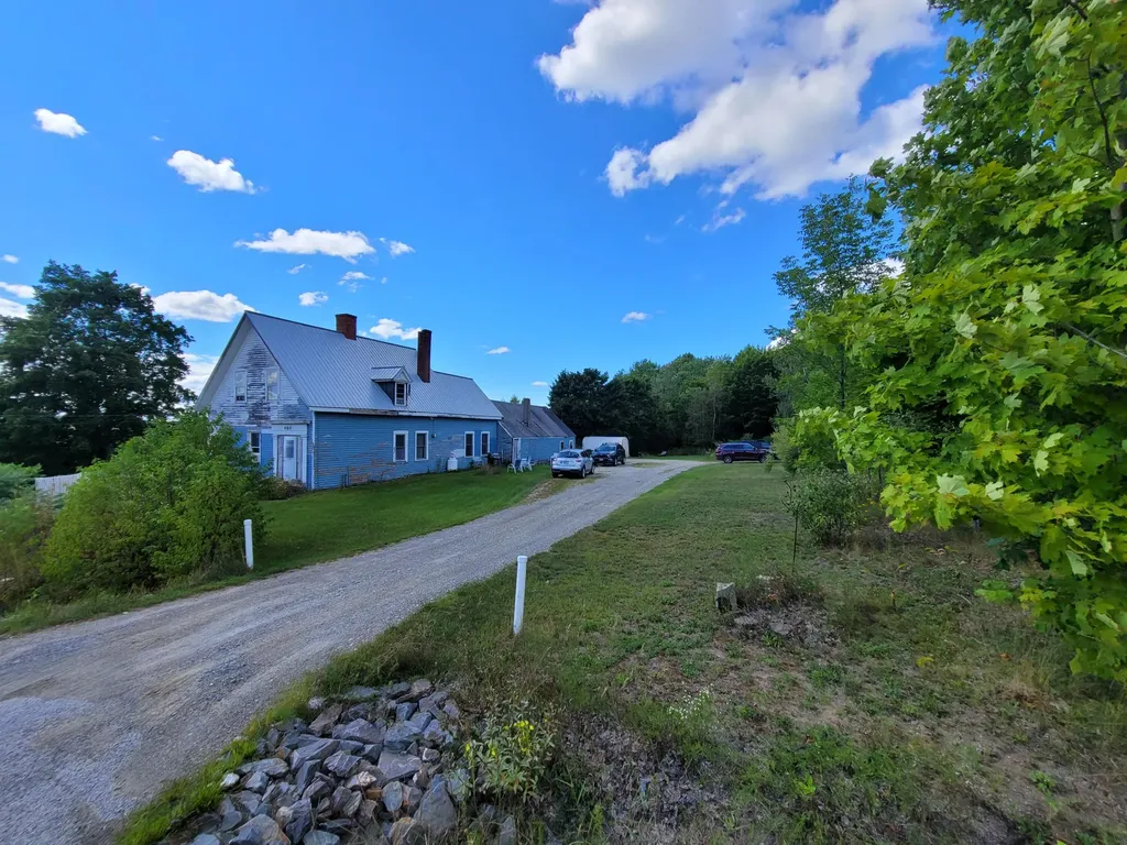 460 Billings Road Hermon ME 04401