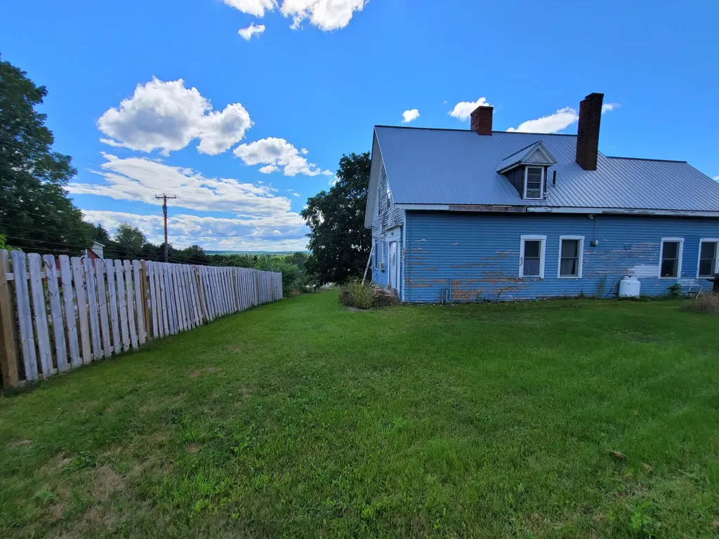 460 Billings Road Hermon ME 04401