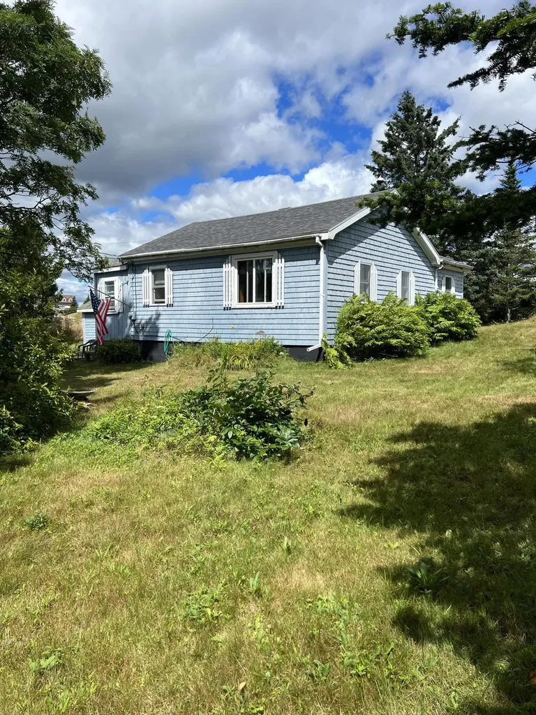 31 Sadler Point Jonesport ME 04649