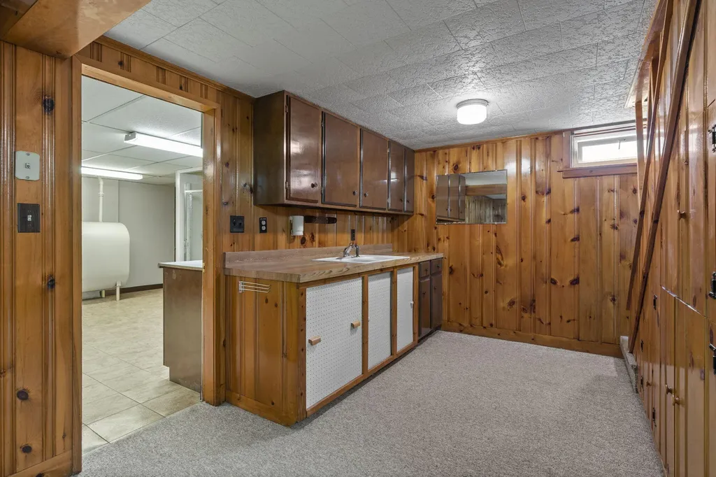 17 Southgate Avenue Biddeford ME 04005