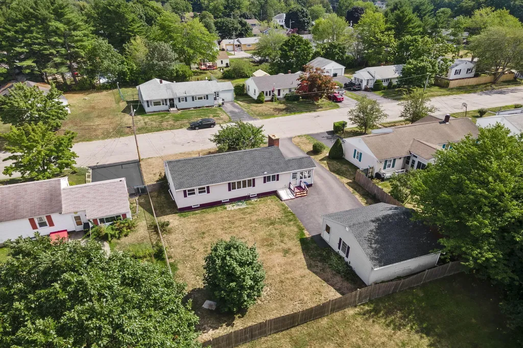 17 Southgate Avenue Biddeford ME 04005