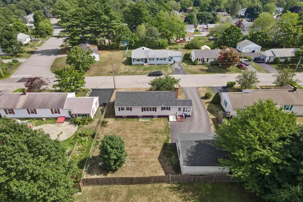17 Southgate Avenue Biddeford ME 04005
