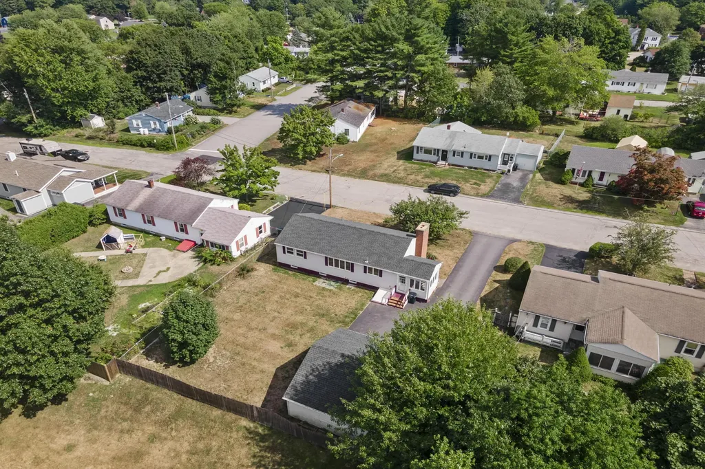 17 Southgate Avenue Biddeford ME 04005