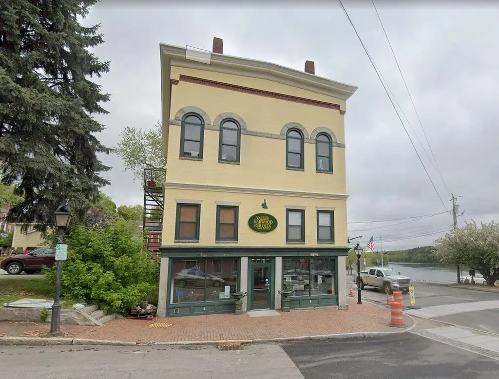 89 Water Street Hallowell ME 04347