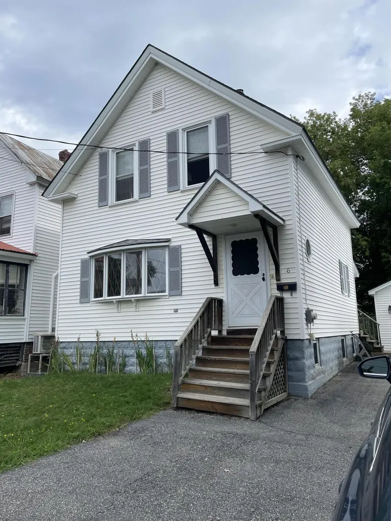 6 Gibson Street Fairfield ME 04937