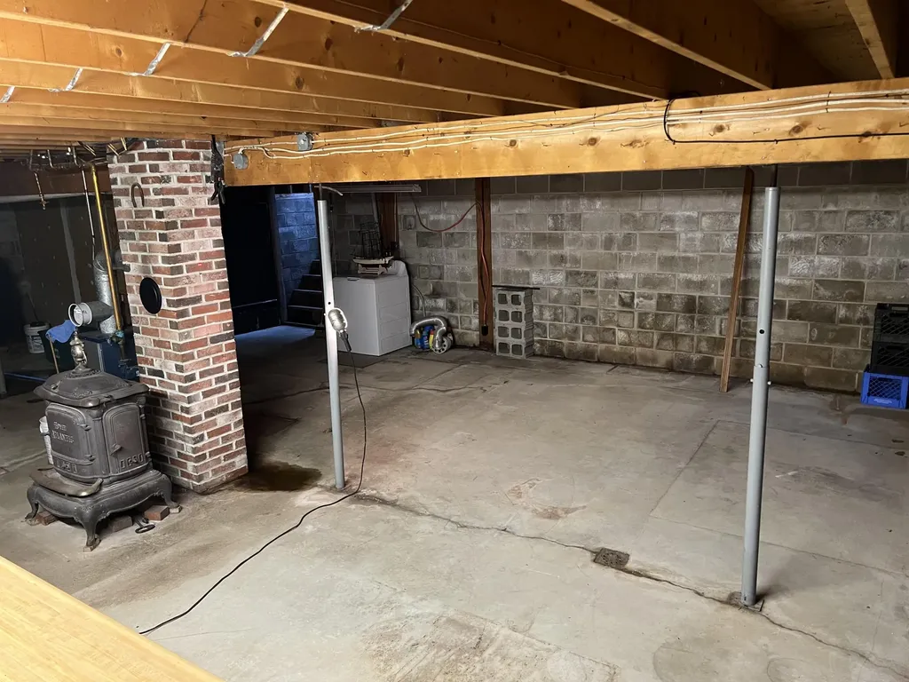 425 Kansas Road Milbridge ME 04658