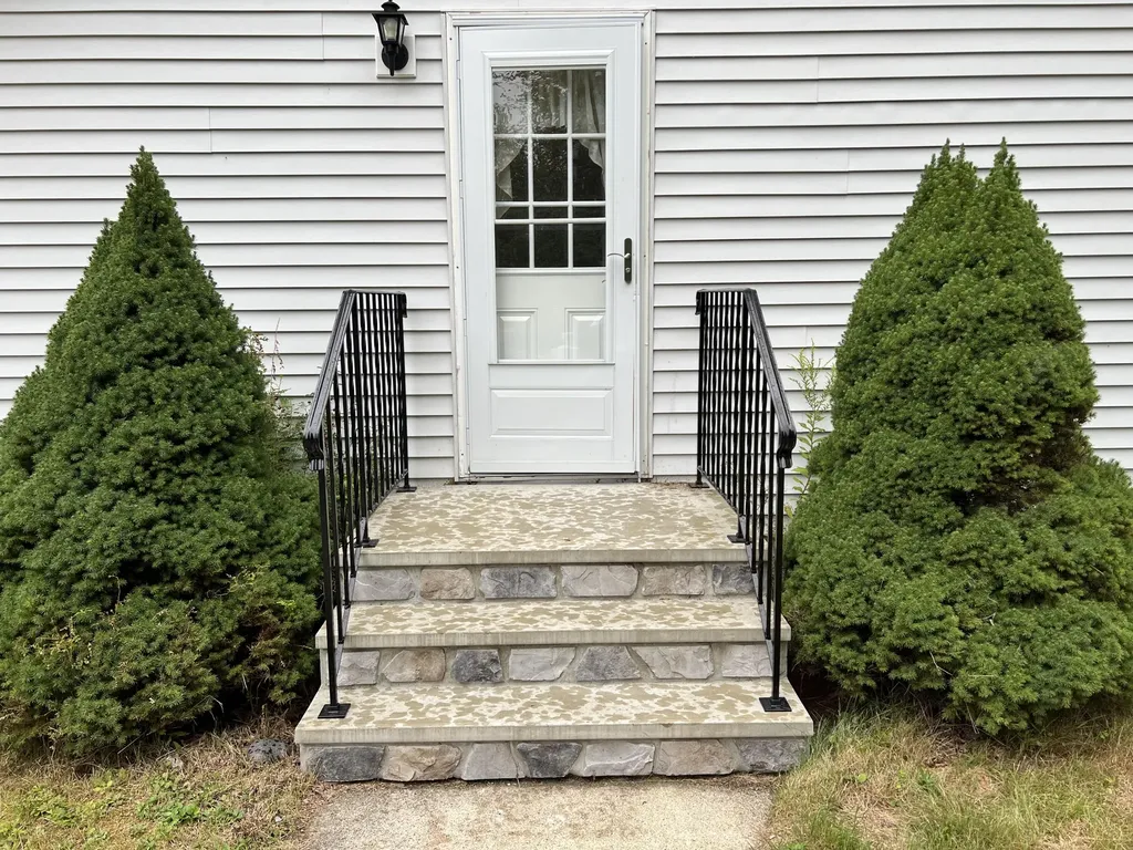 425 Kansas Road Milbridge ME 04658