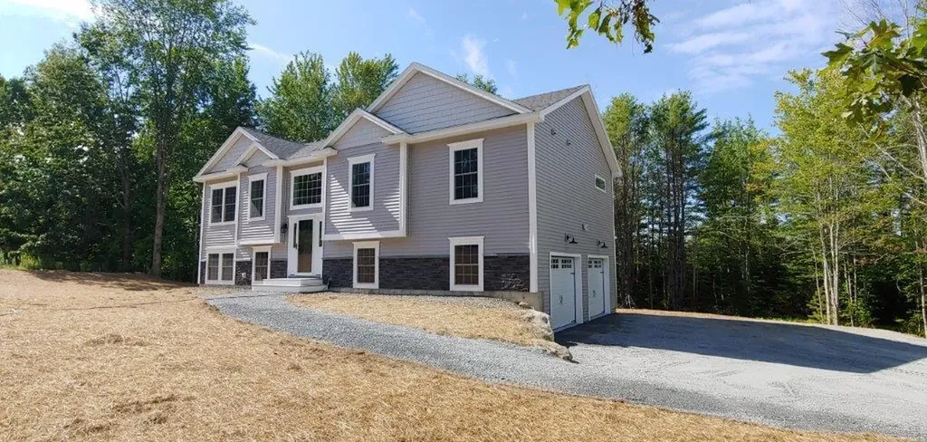 715 Levenseller Road Holden ME 04429
