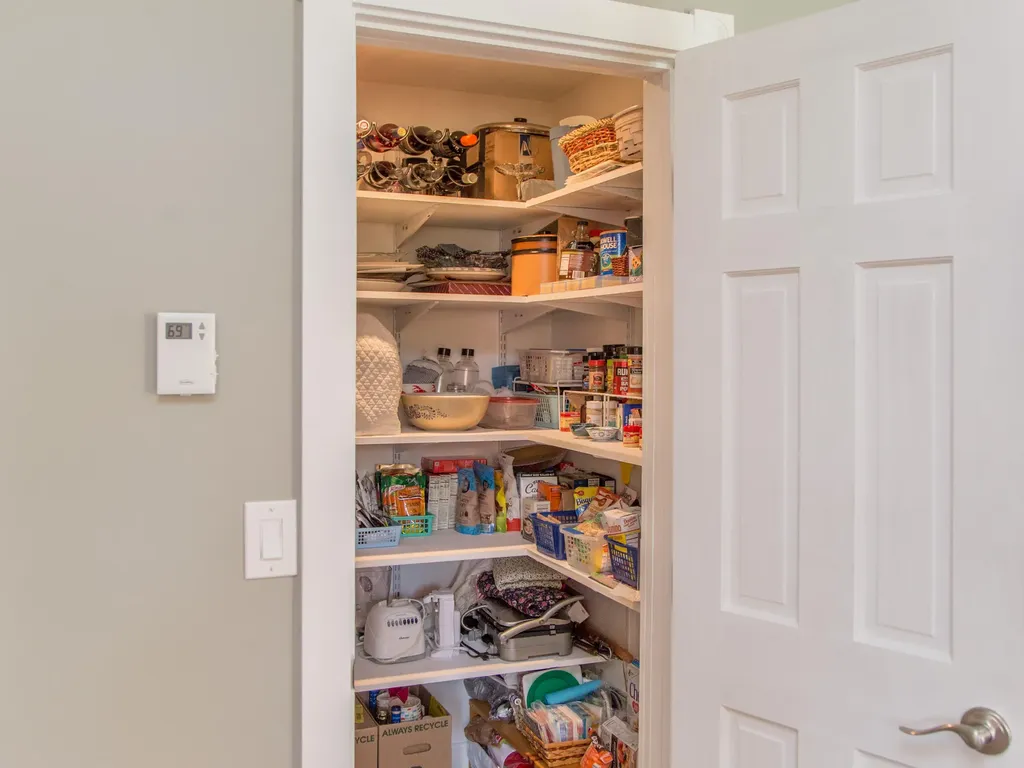 28 Besse Road Wayne ME 04284
