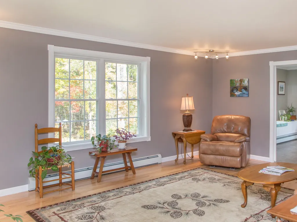 28 Besse Road Wayne ME 04284