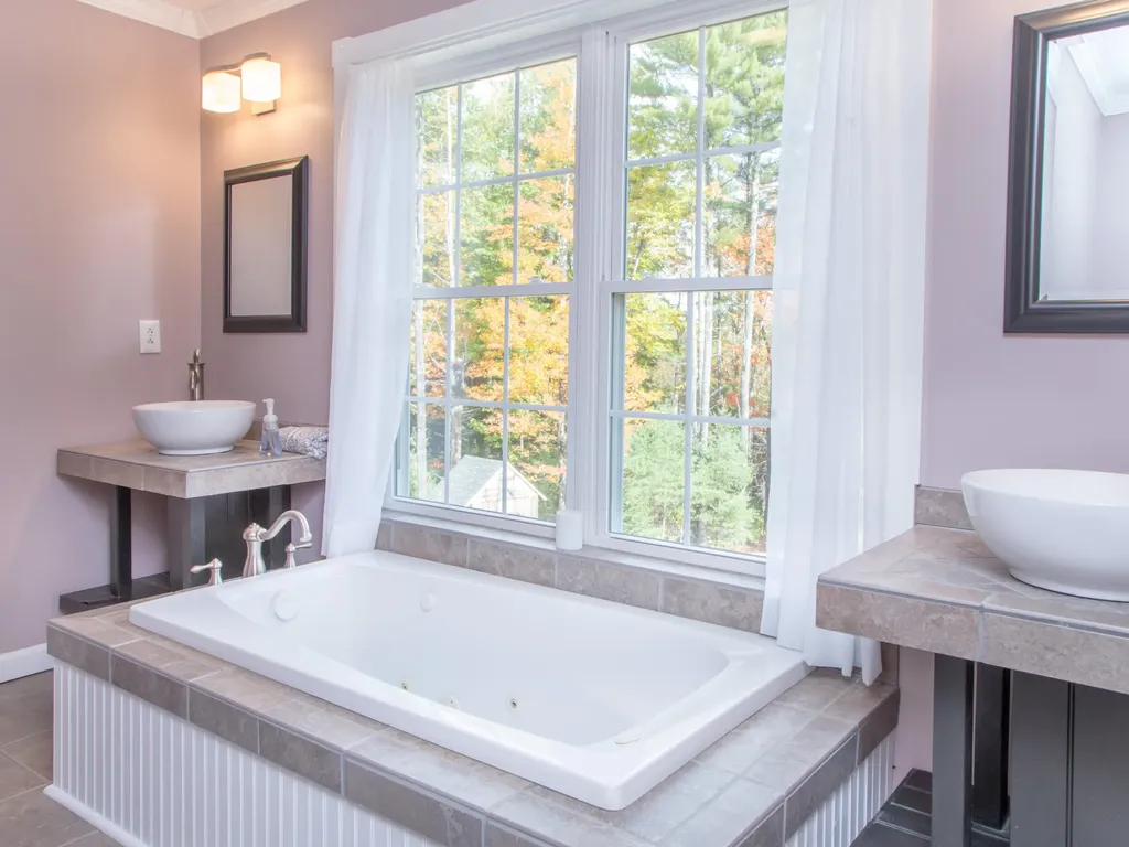 28 Besse Road Wayne ME 04284