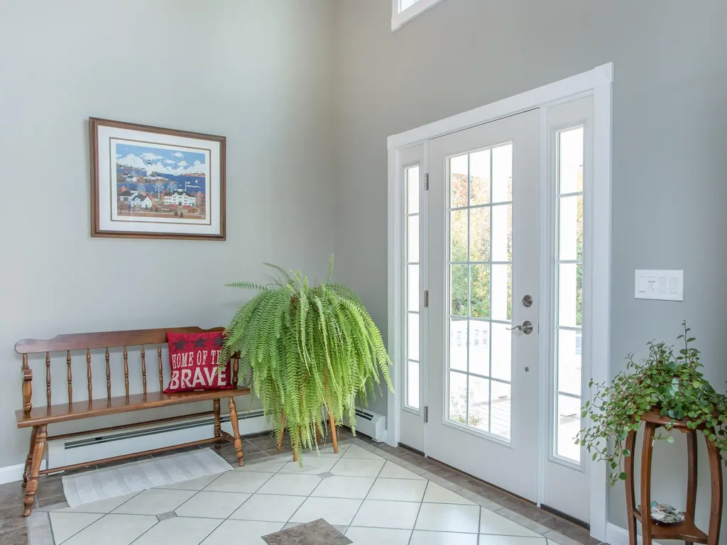 28 Besse Road Wayne ME 04284