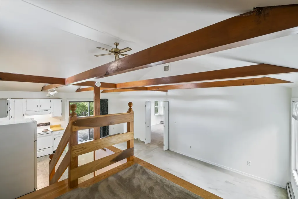159 River Road Topsham ME 04086