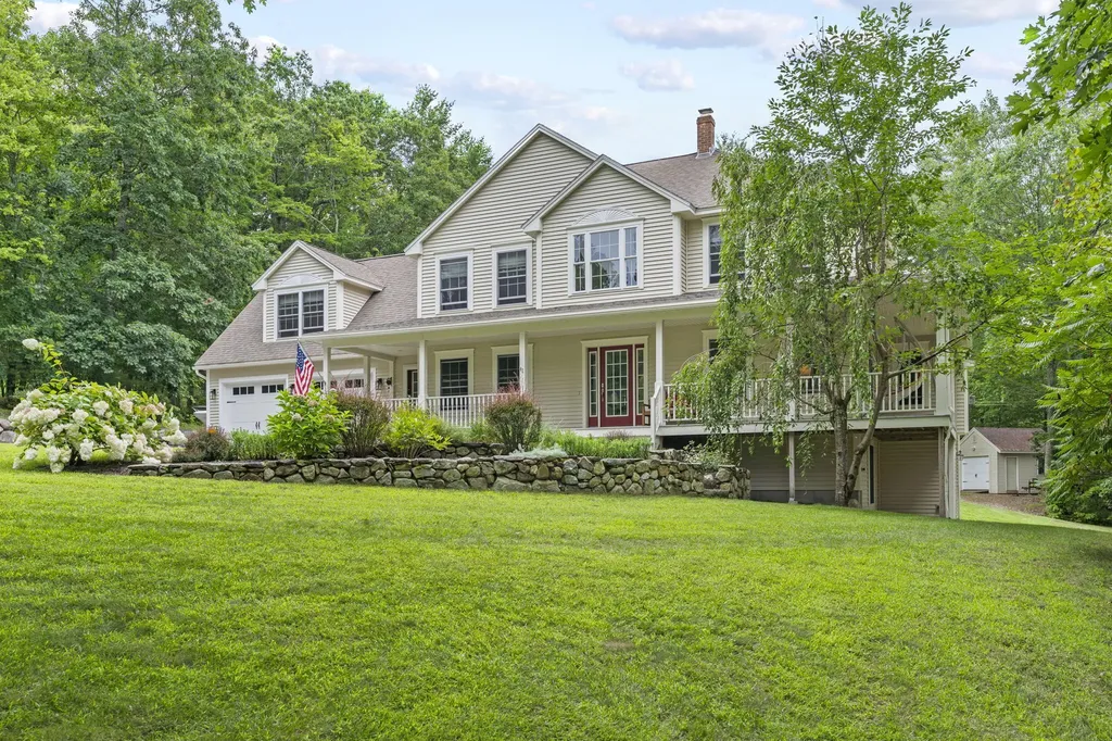 42 Ambrose Circle Gray ME 04039