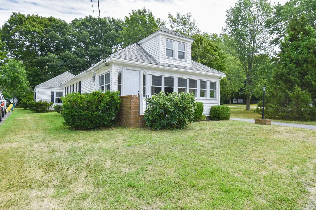 93 Fessenden Avenue South Portland ME 04106