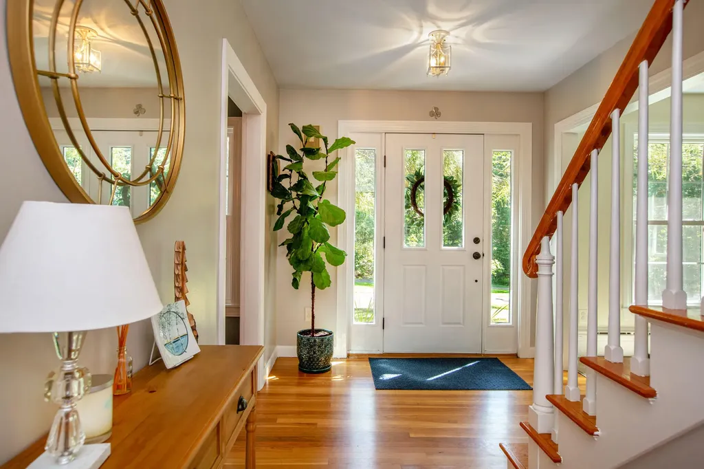 606 Mere Point Road Brunswick ME 04011