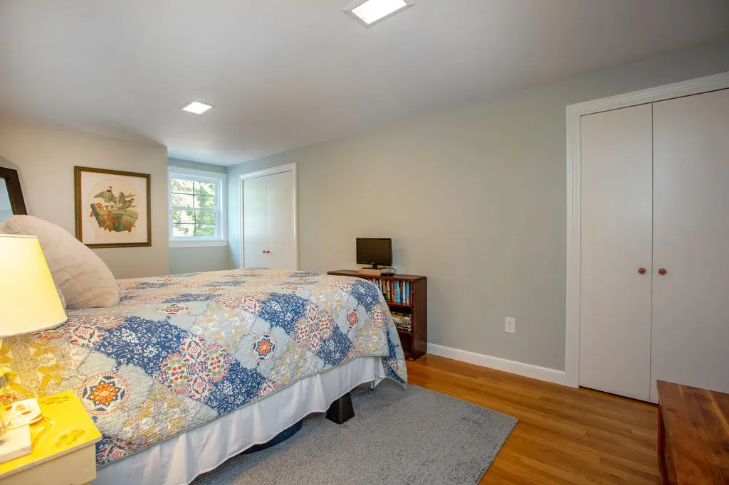 606 Mere Point Road Brunswick ME 04011